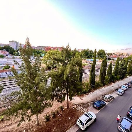 New-Romantic Studio Near The Beach! Paço de Arcos المظهر الخارجي الصورة
