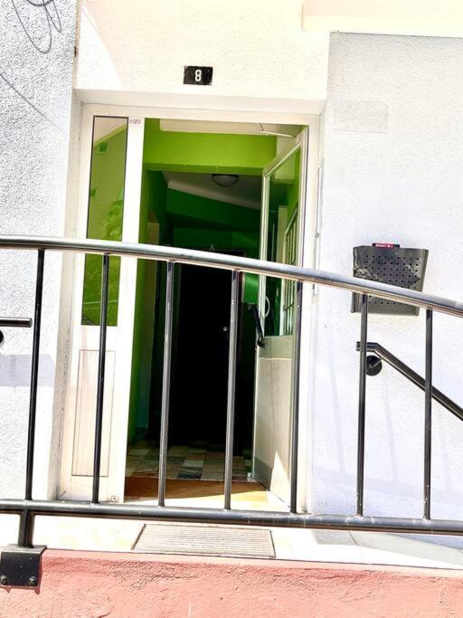New-Romantic Studio Near The Beach! Paço de Arcos المظهر الخارجي الصورة
